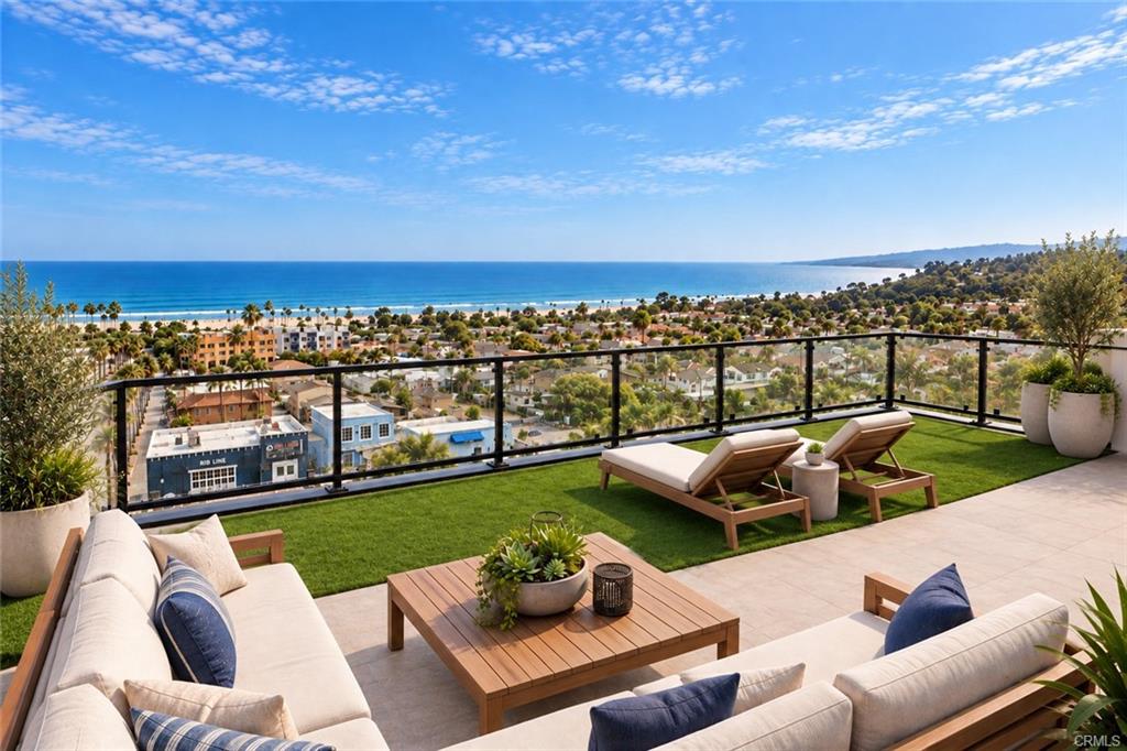 451 Grand Avenue W #315