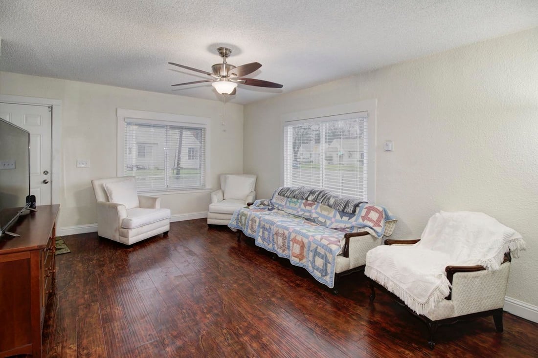 Sold in Oak Park! 3501 33rd Street