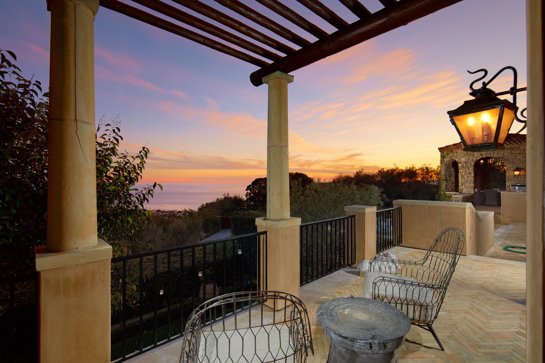 1302 Skyline Drive