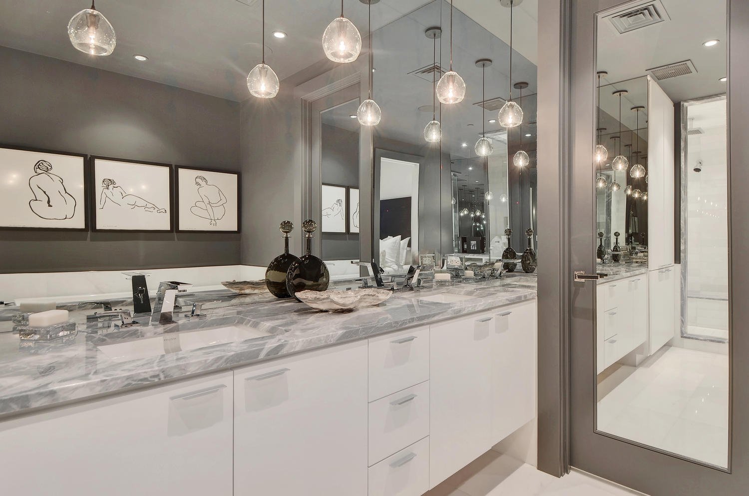 200 Congress Avenue #43ST