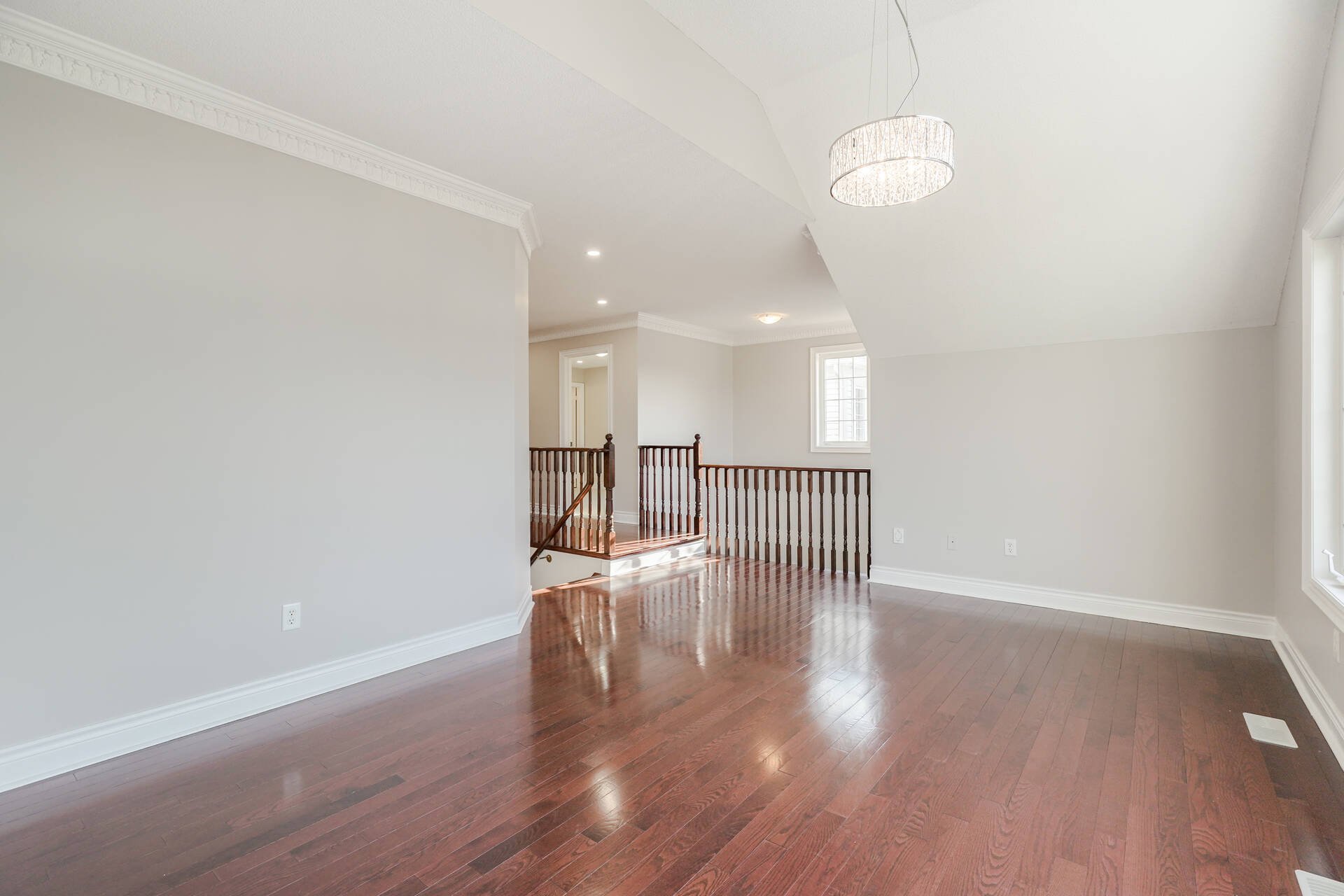 1648 Pennel Drive Unit: Upper