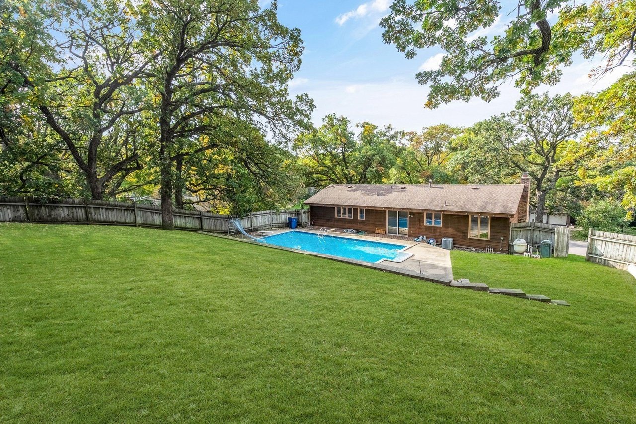 107 Belmont Rd