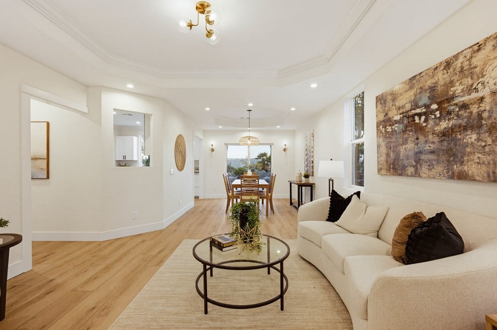 39912 Hillsboro Cir