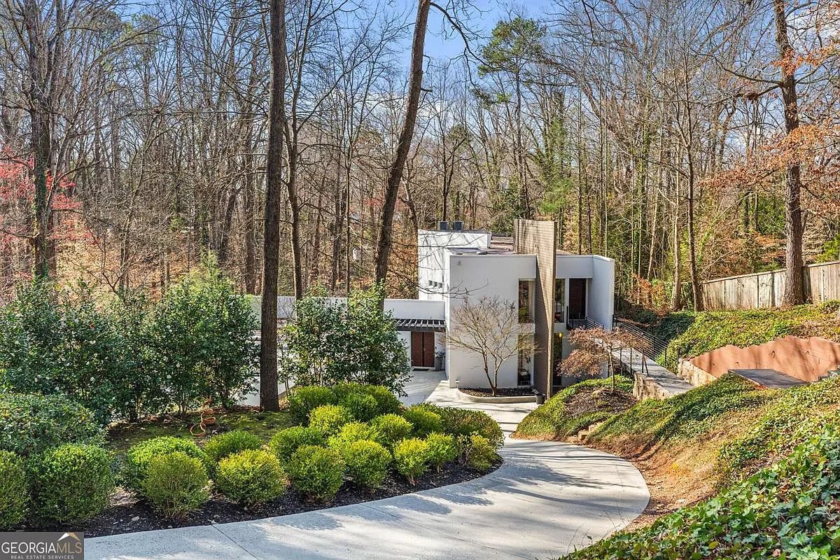 535 Forest Hills Dr