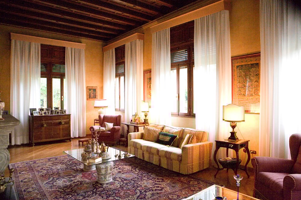 Exclusive Venetian-Style Noble Residence in La Rivatte