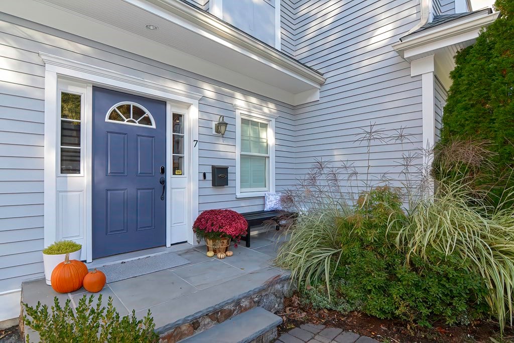 7 Nonantum Street - Unit 7