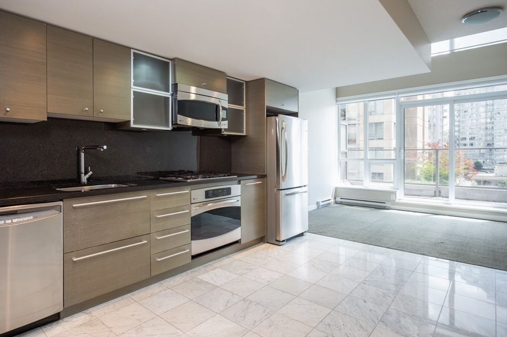 833 Seymour St, #503