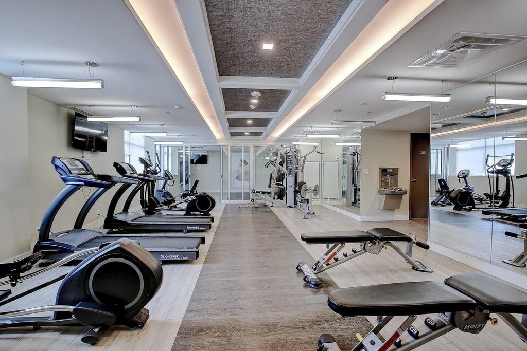 1575 Lakeshore Road #462