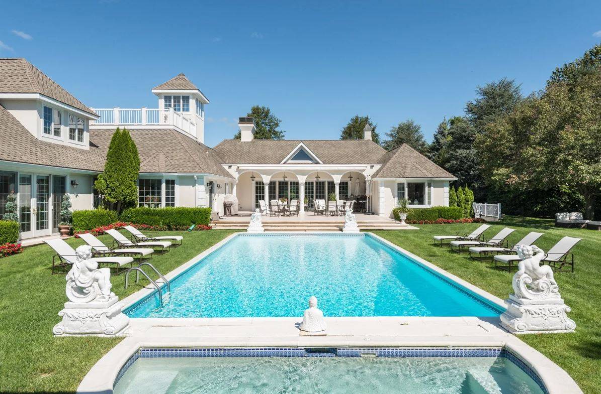 2 HALSEY FARM DR