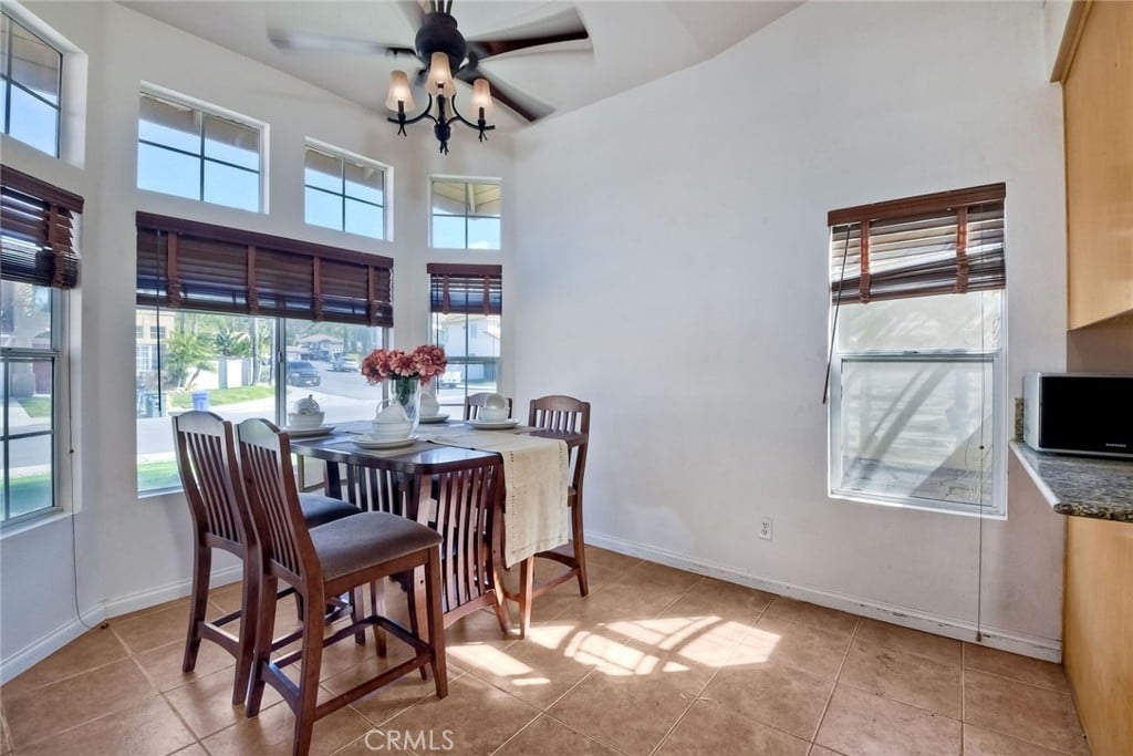3383 Lake Circle Dr