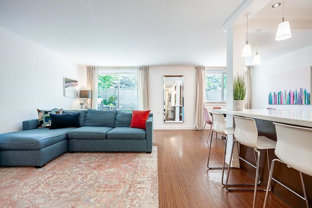 1775 W 11 Ave, #101