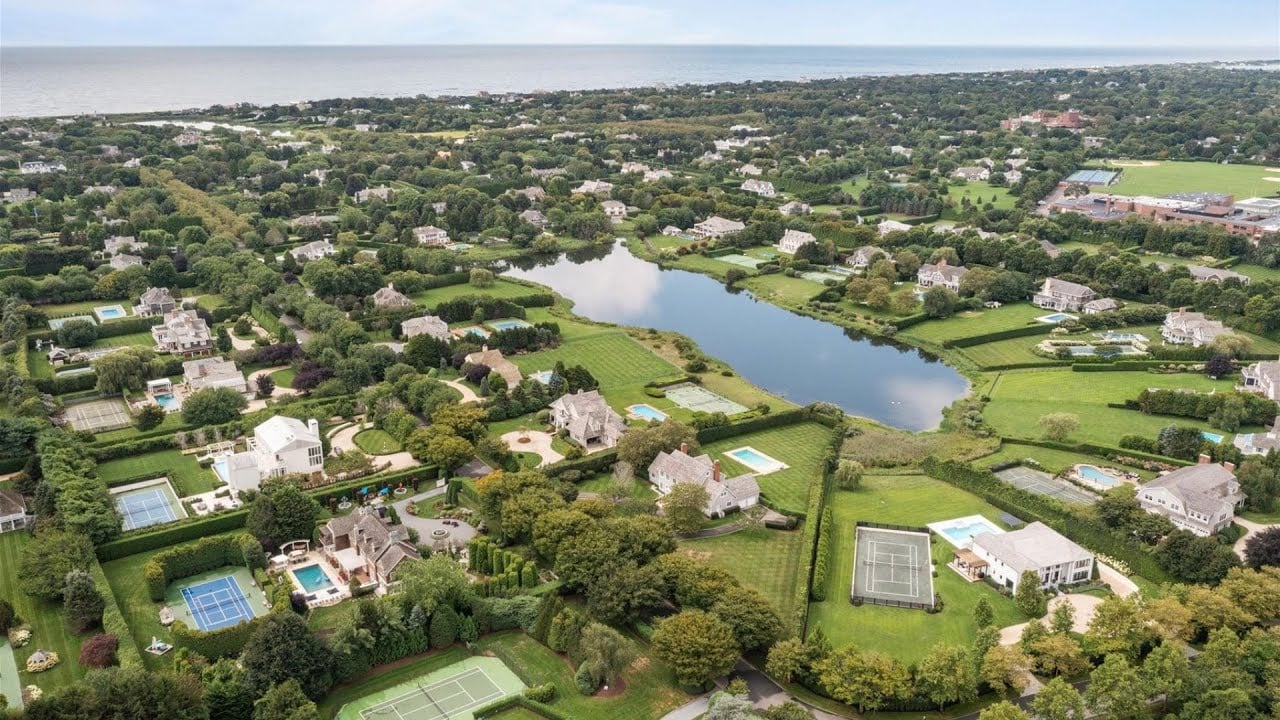  Welcome to 99 Pheasant Close E, Southampton