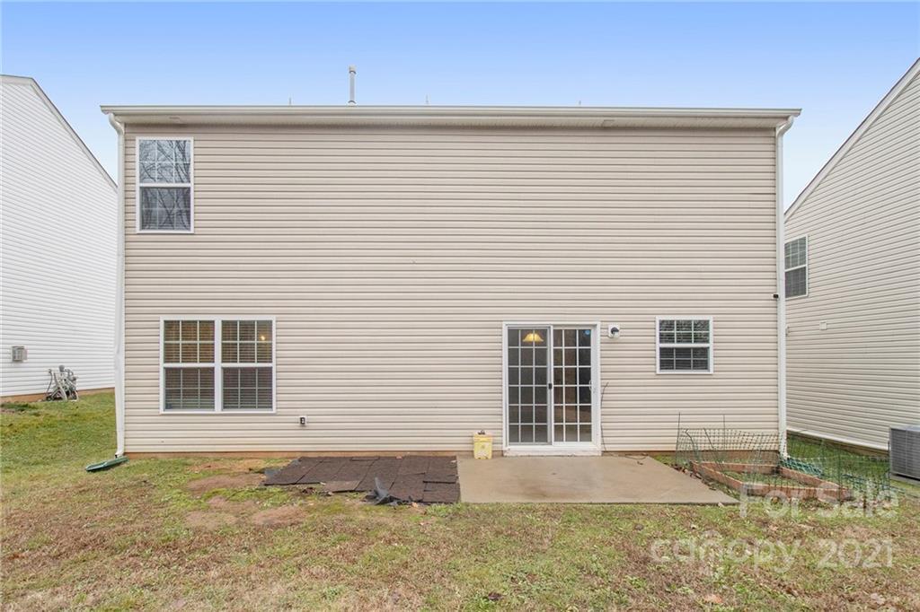 9636 Eagle Feathers Dr