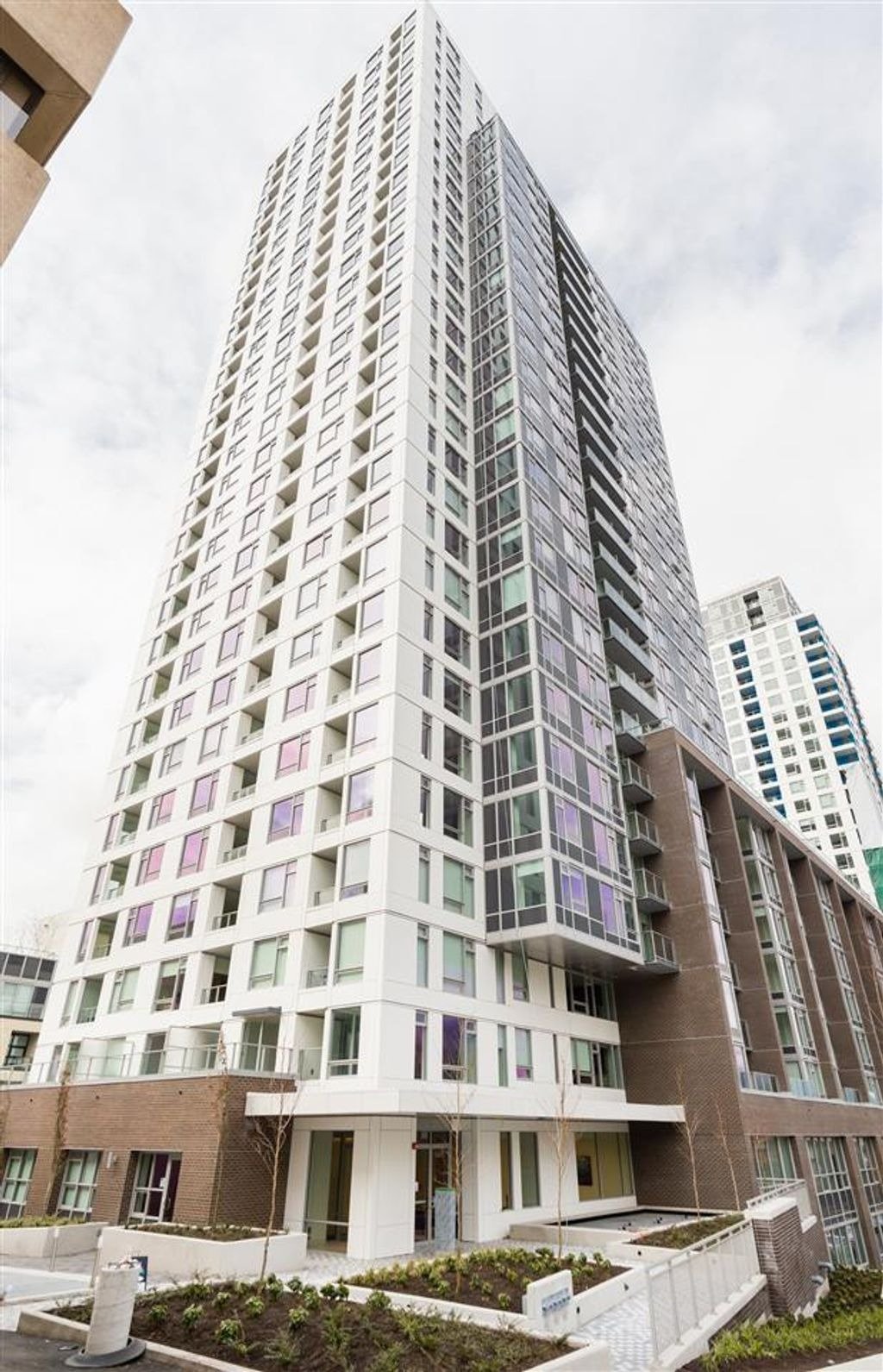 5665 Boundary Rd, #1604