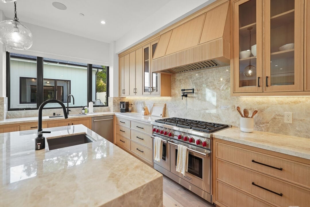 Fairmont Reserve, S Bundy Dr, 90049