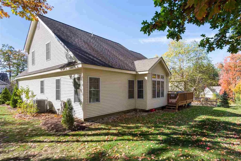 103 Hickory Stick Ln
