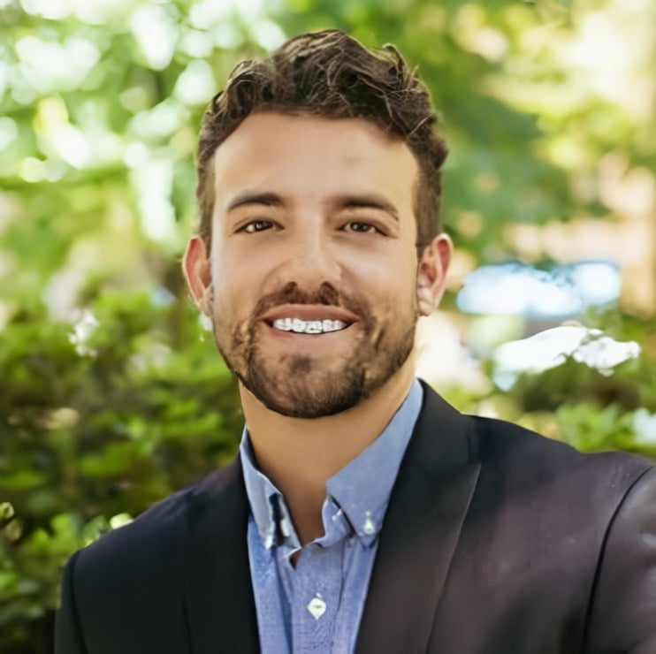 Martino Picariello Philadelphia Real Estate Agent Headshot