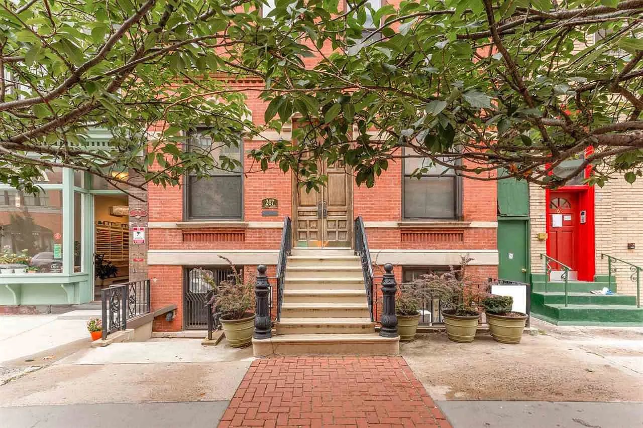 267 Grove St #3R