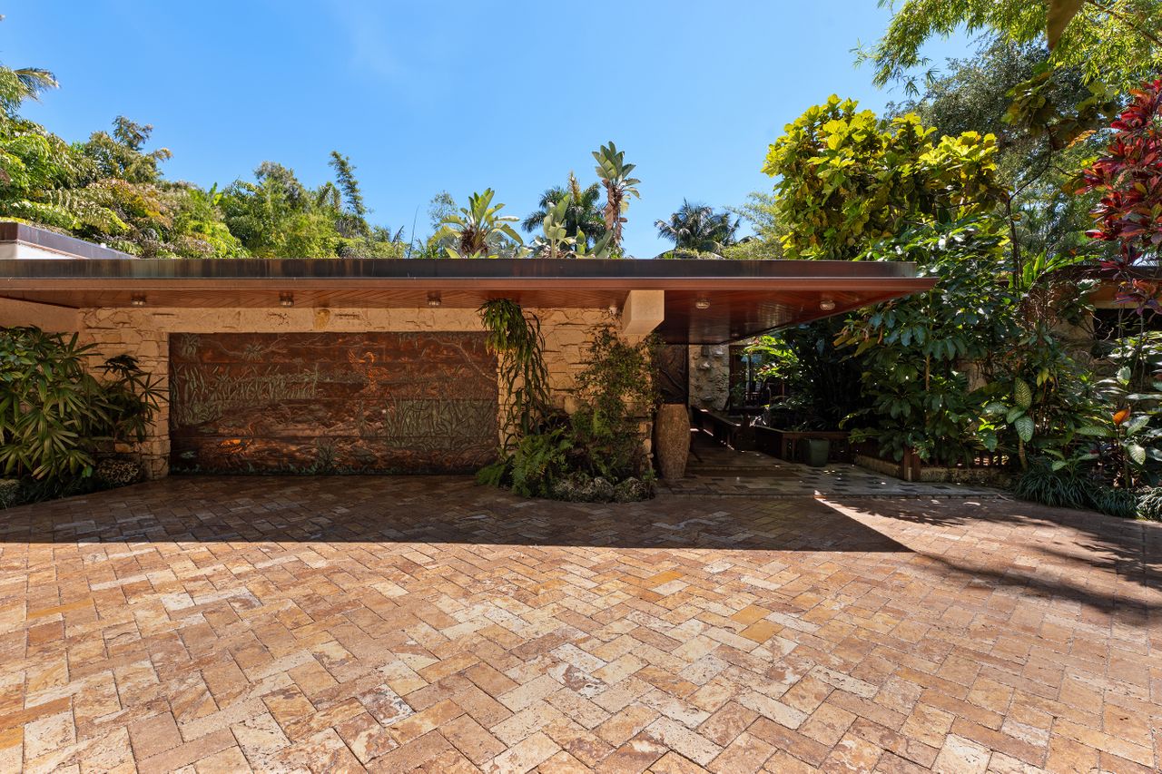  Morningside Waterfront Estate