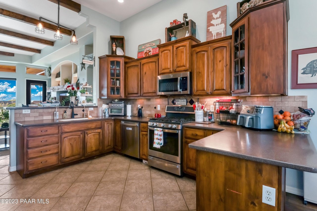 8200 N Prescott Ridge Rd