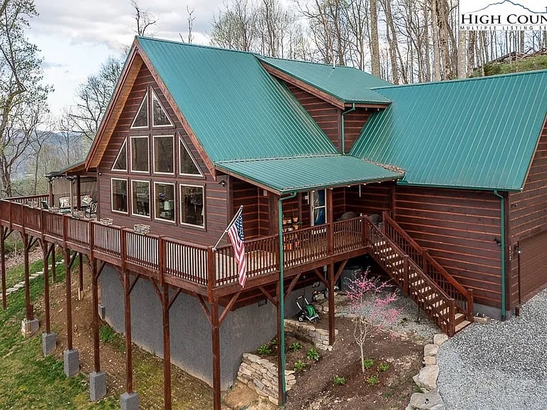 838 Valle Meadows Trail