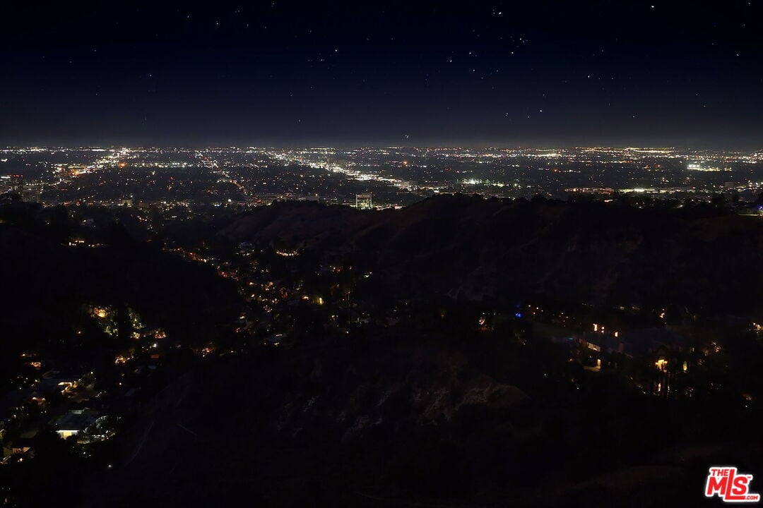 Stone Ridge Ln, 90077