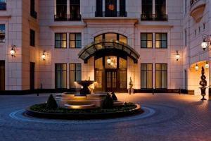 11 E Walton St, #3502