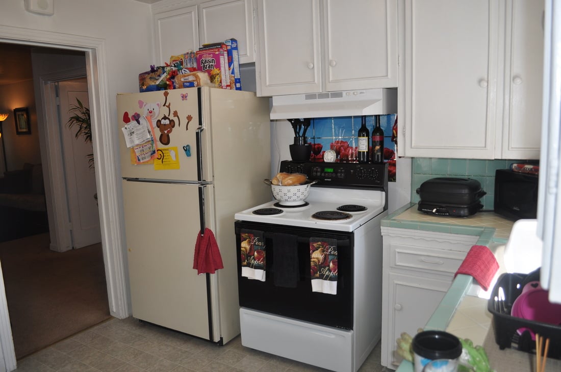 Duplex for Sale on Arden Way, Right on The Border of Arden Park!