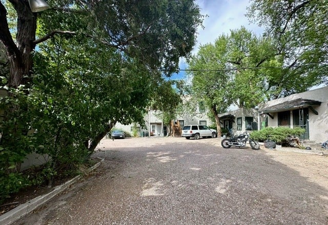 2100 E Platte Avenue