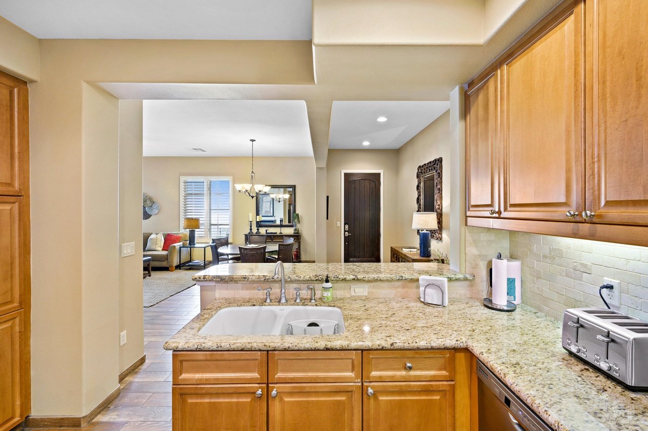 48429 Legacy Dr