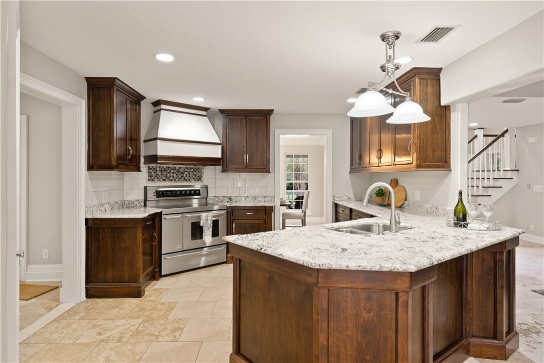 267 N Harrington Rd