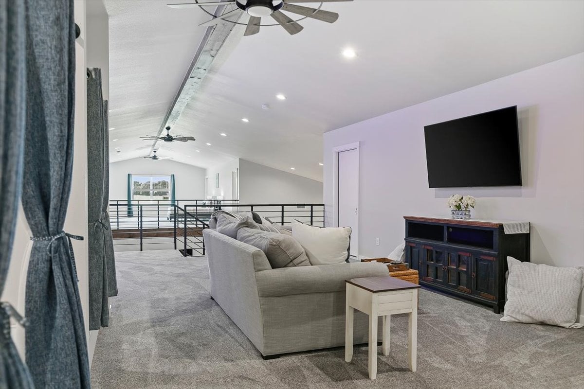 11- Unit Boutique Short Term Rental