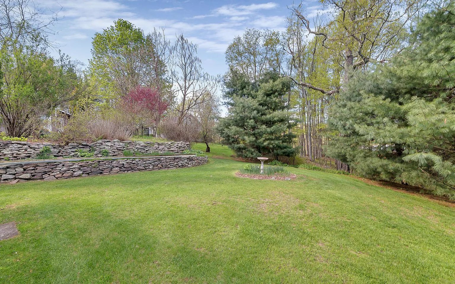 90 Steam Hollow Rd