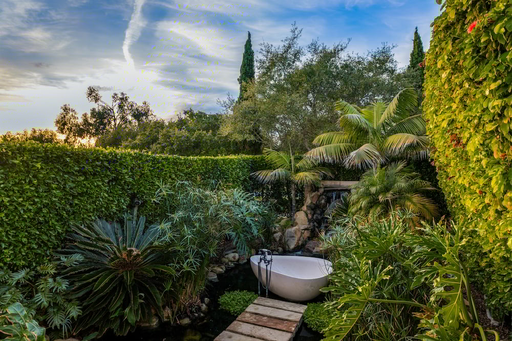 120 Montecito Ranch Ln