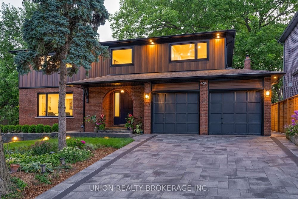 116 Scarboro Cres