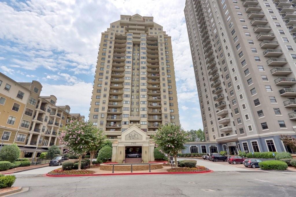 795 HAMMOND DR #1113