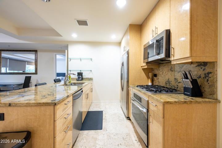 7131 E Rancho Vista Dr, #3004