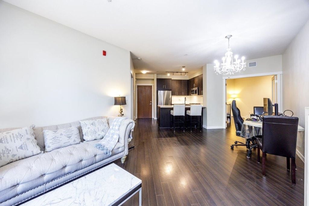 119 W 22nd St, #126