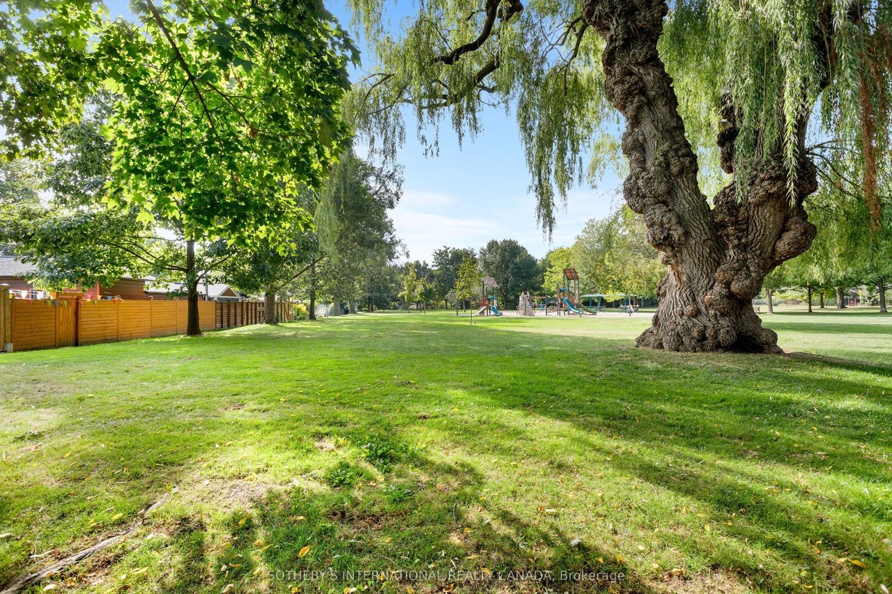 461 Valermo Dr