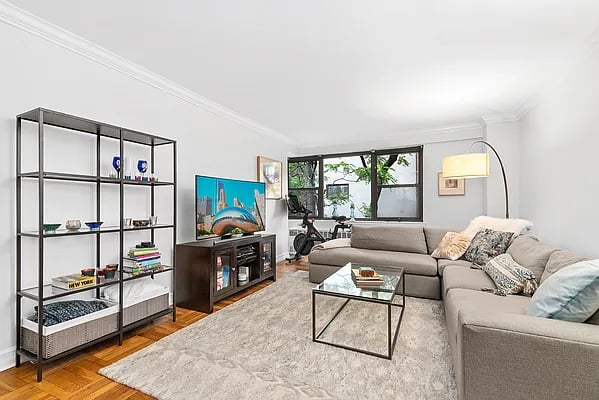 405 East 63rd Street #4L