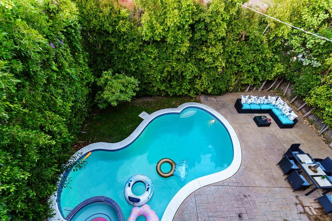 Valley Opulent
