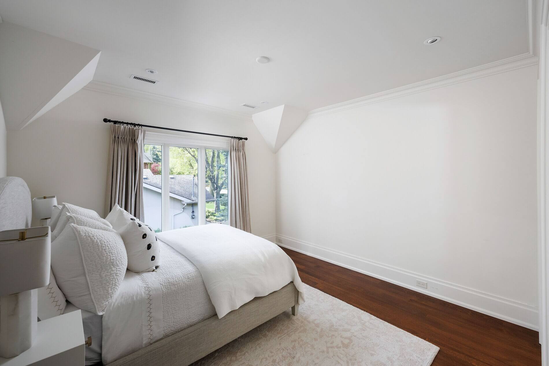 64 Brentwood Rd