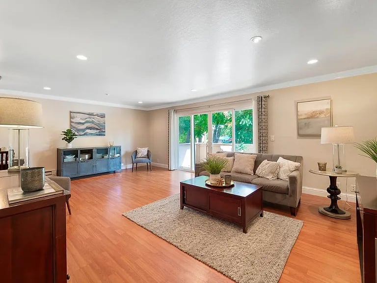 1898 Meridian Ave Unit 12