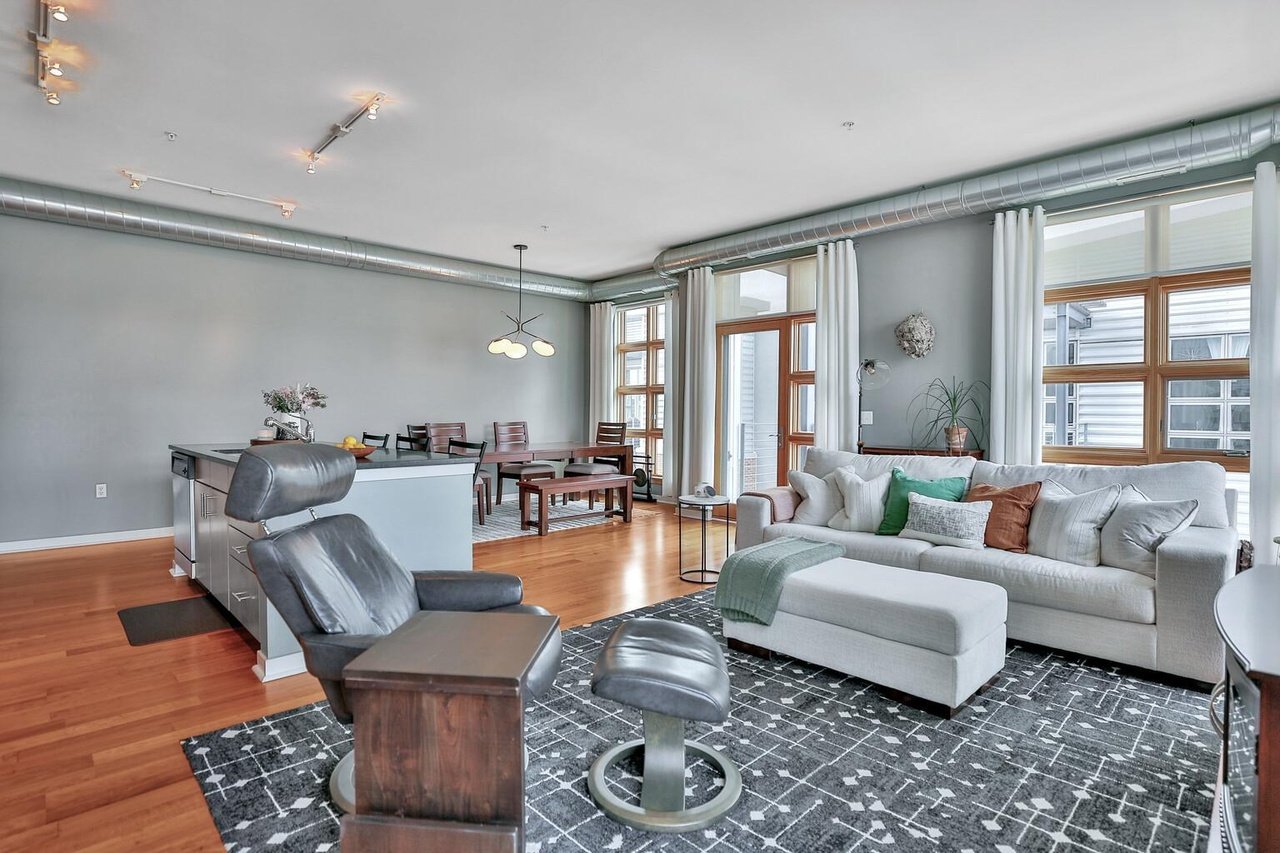 2840 Bryant Ave S #E406