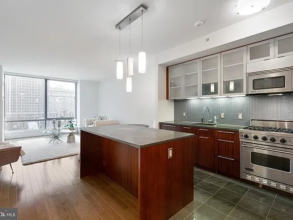 1414 S Penn Sq W #5E