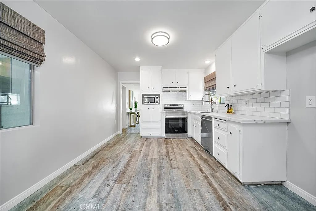 752 N 4th Ave