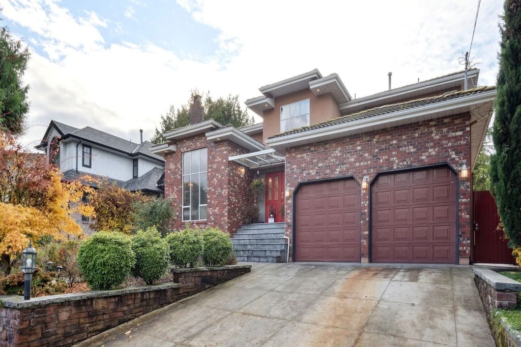1387 Springer Avenue