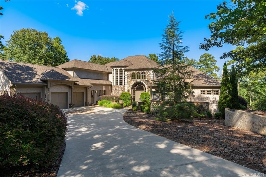 217 Stonebridge Dr