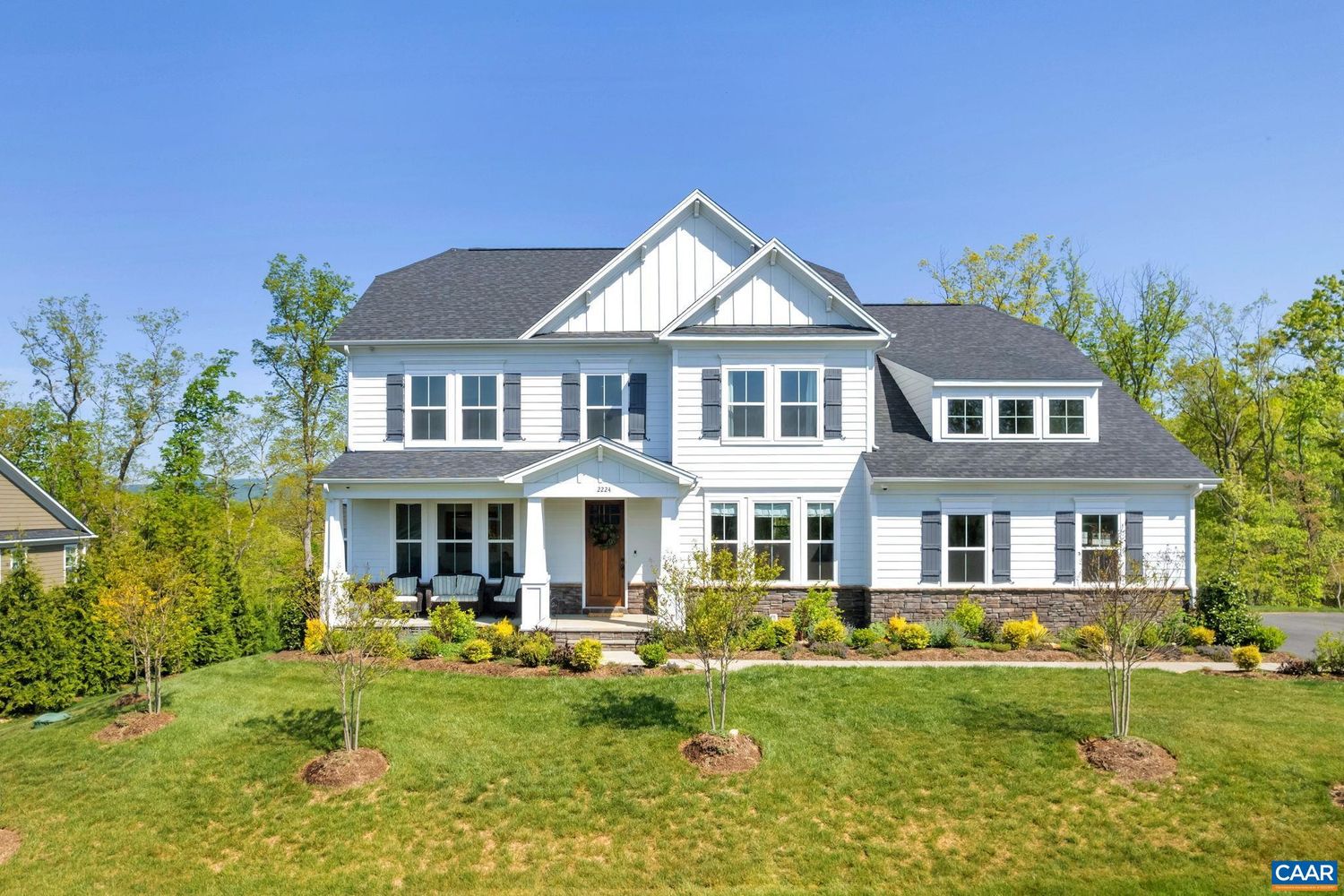 2224 Waterside Wy