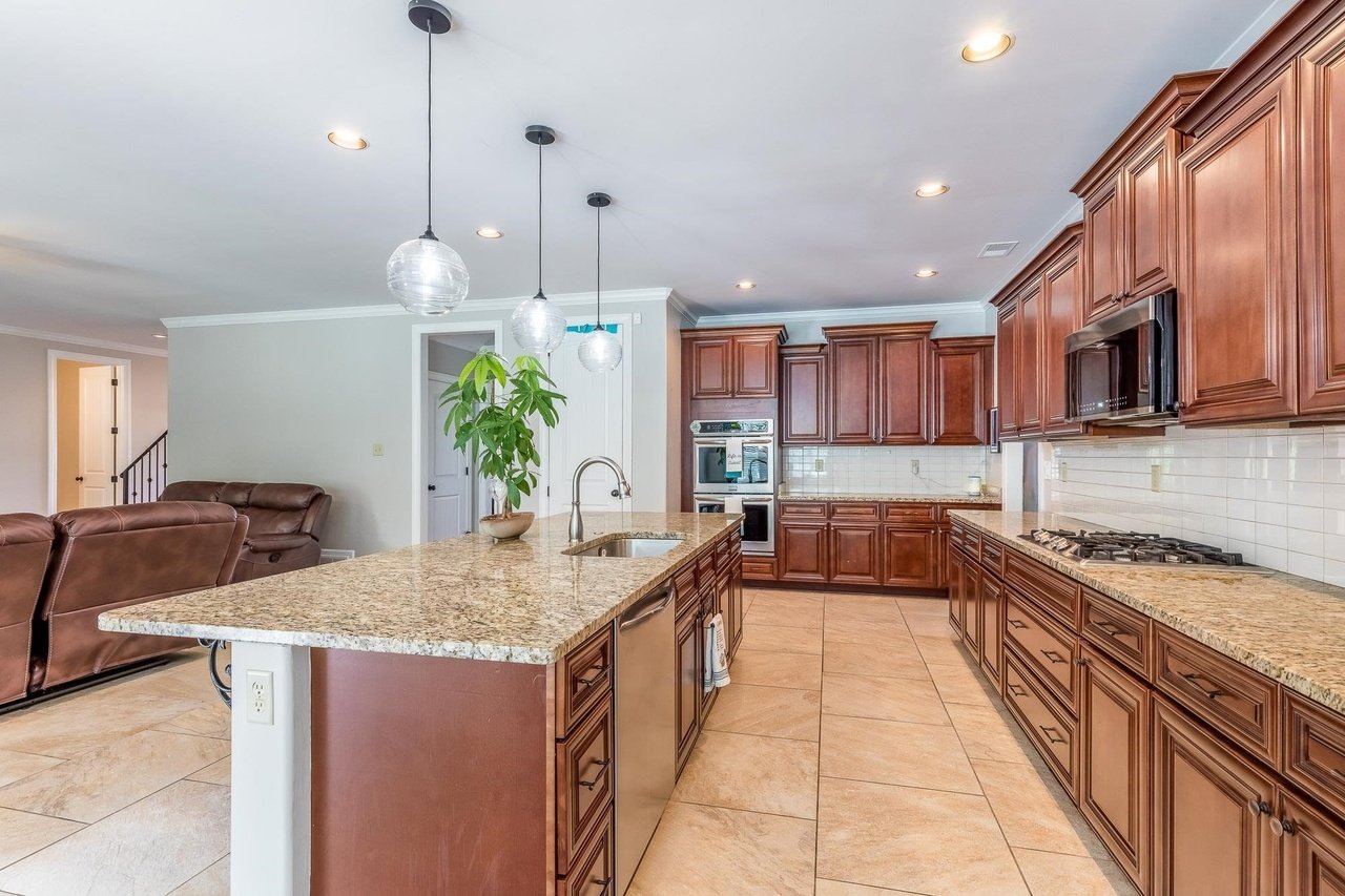 5916 Brandon Brook Dr